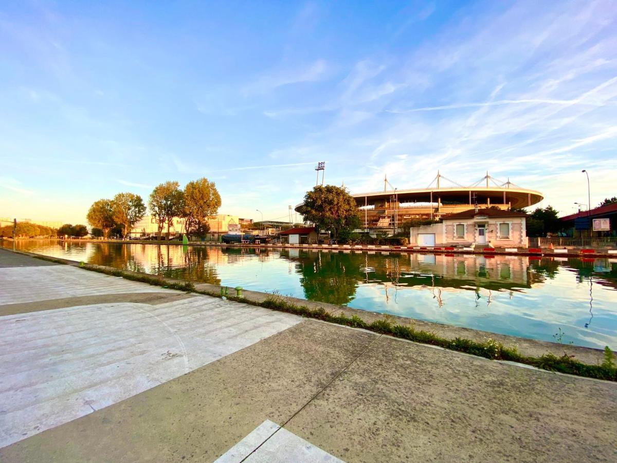 Magnifique Villa Avec Jacuzzi Au Pied Du Stade Saint-Denis  Luaran gambar