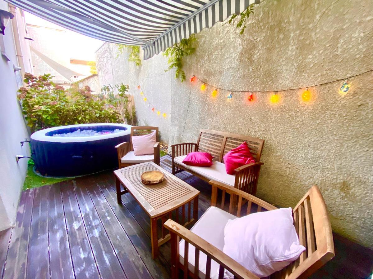 Magnifique Villa Avec Jacuzzi Au Pied Du Stade Saint-Denis  Luaran gambar